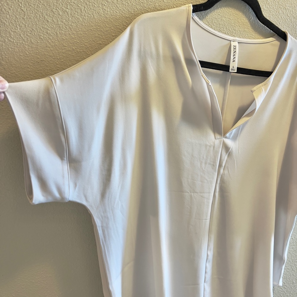 Silky blouse NWOT